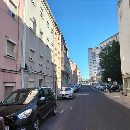 Parque Nacoes Oriente Flat * Lisboa